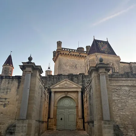 Maison De Roche - Centre Historique La Fenestrelle Apartman Uzès