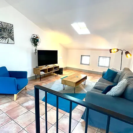 Maison De Roche - Centre Historique La Fenestrelle *