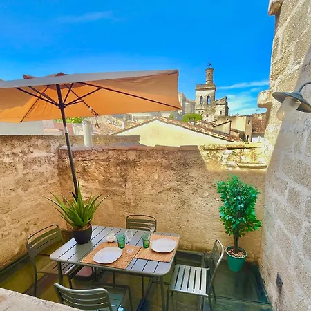 Maison De Roche - Centre Historique La Fenestrelle Apartman Uzès