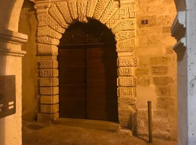 Maison De Roche - Centre Historique La Fenestrelle Apartamento *