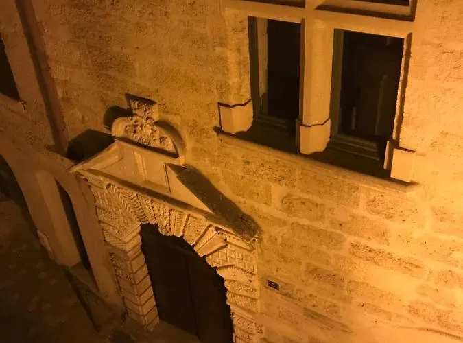 Maison De Roche - Centre Historique La Fenestrelle * Uzès